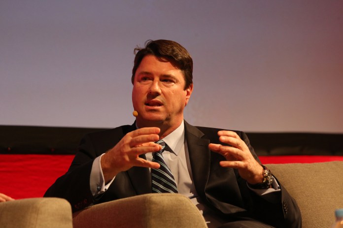 Hamish-McLennan-mumbrella-360